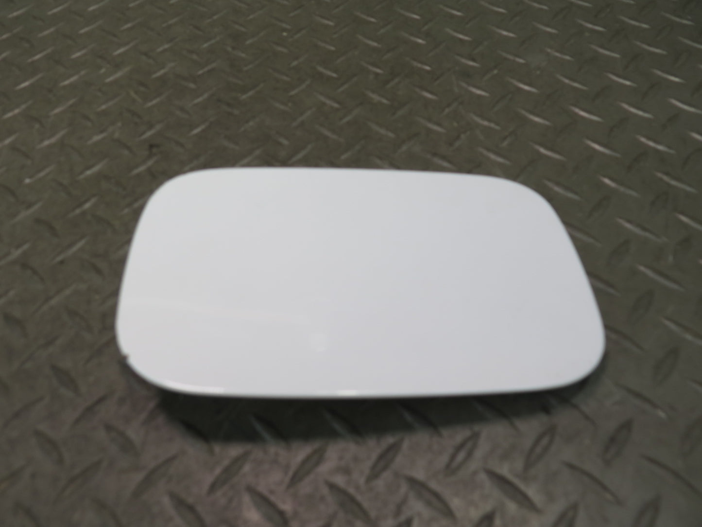 01-06 BMW E46 330ci Convertible Fuel Tank Filler Door Lid Cover White OEM