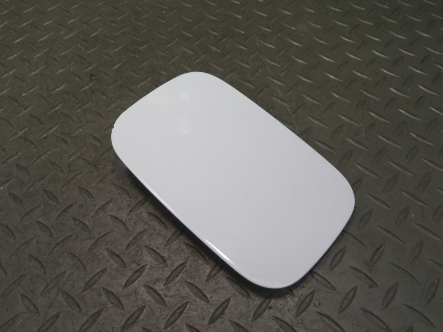01-06 BMW E46 330ci Convertible Fuel Tank Filler Door Lid Cover White OEM
