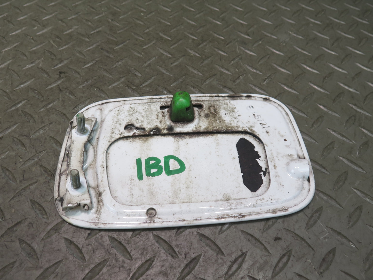 01-06 BMW E46 330ci Convertible Fuel Tank Filler Door Lid Cover White OEM