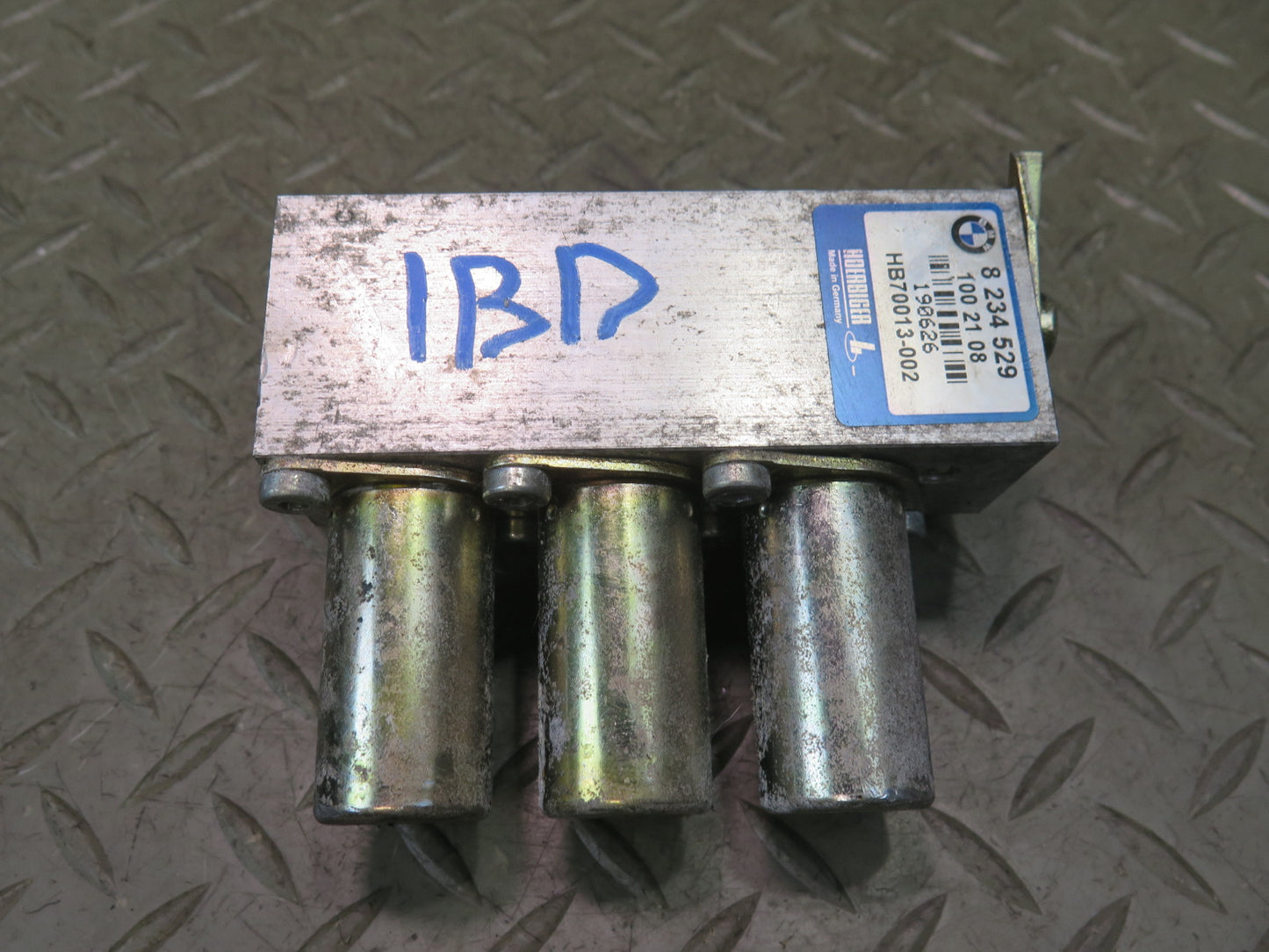 01-06 BMW E46 330ci Convertible TOP Roof Hydraulic Valve Control Block OEM