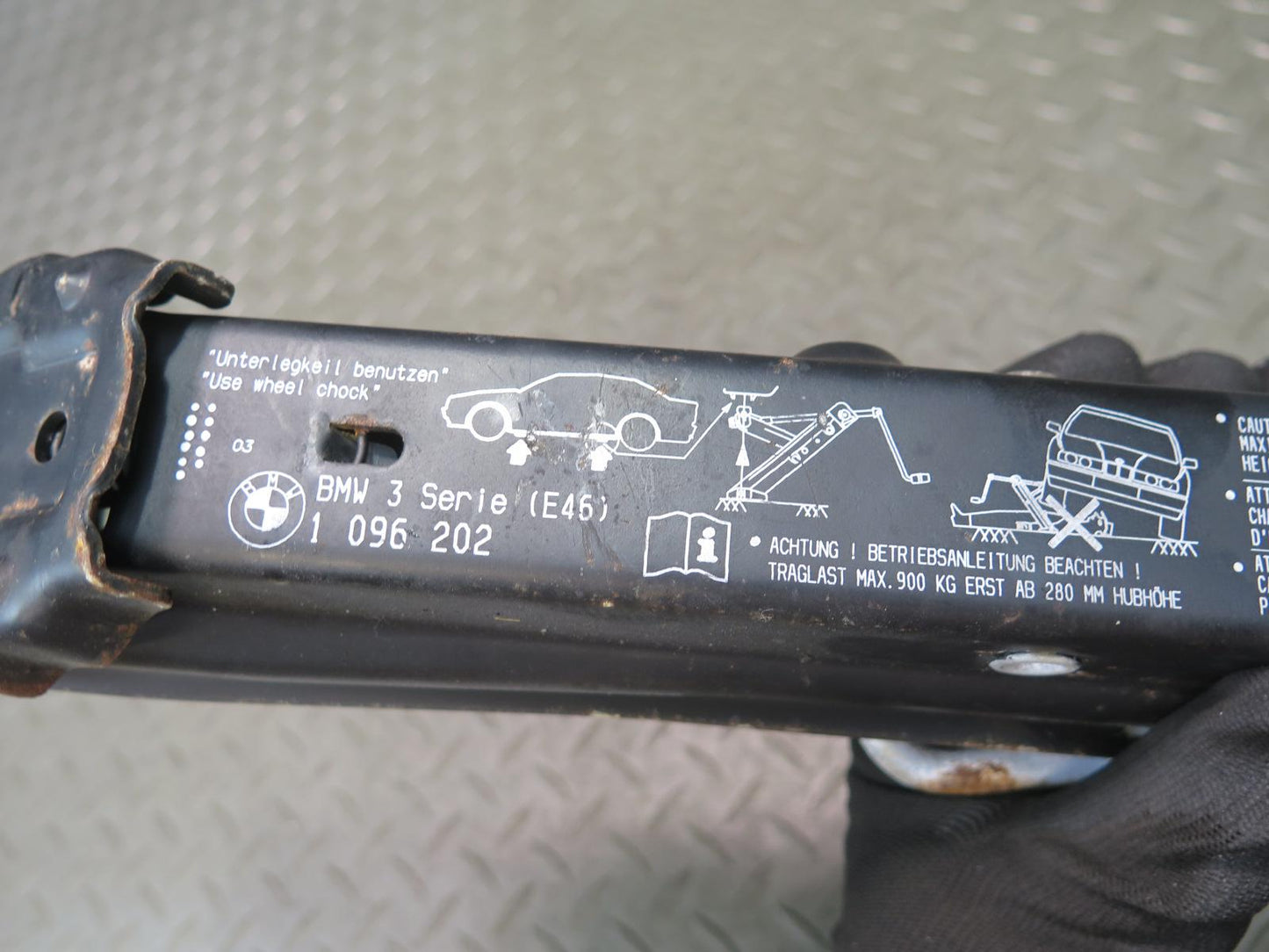 01-06 BMW E46 330ci Emergency Spare Tire Lift Jack Tool 1096202 OEM