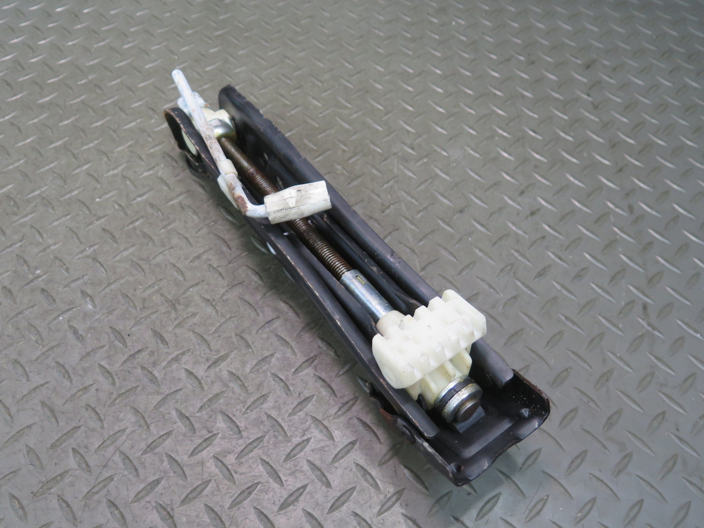 01-06 BMW E46 330ci Emergency Spare Tire Lift Jack Tool 1096202 OEM