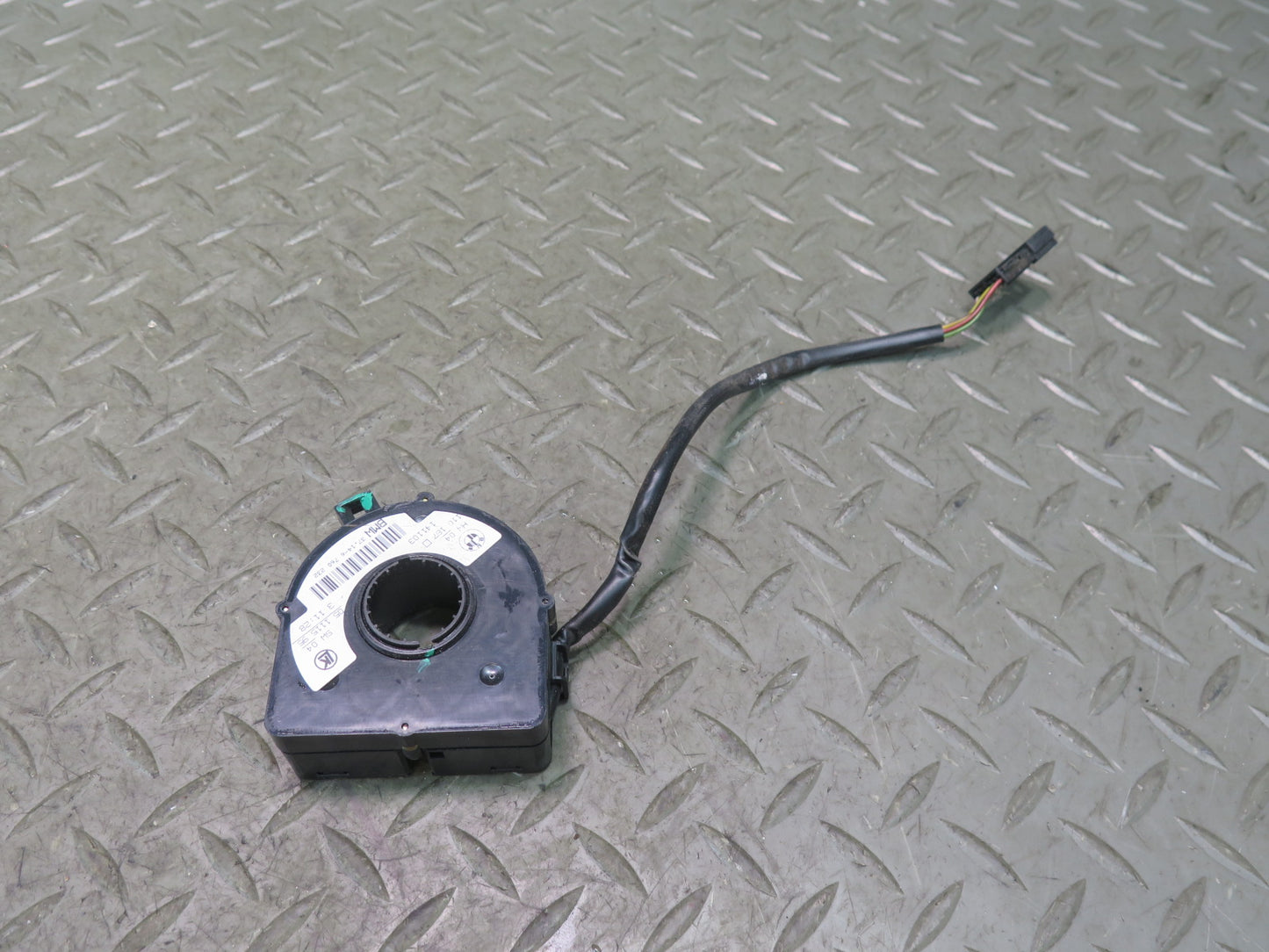 01-06 BMW E46 325Ci 330Ci STEERING COLUMN ANGLE SENSOR 6760232 OEM