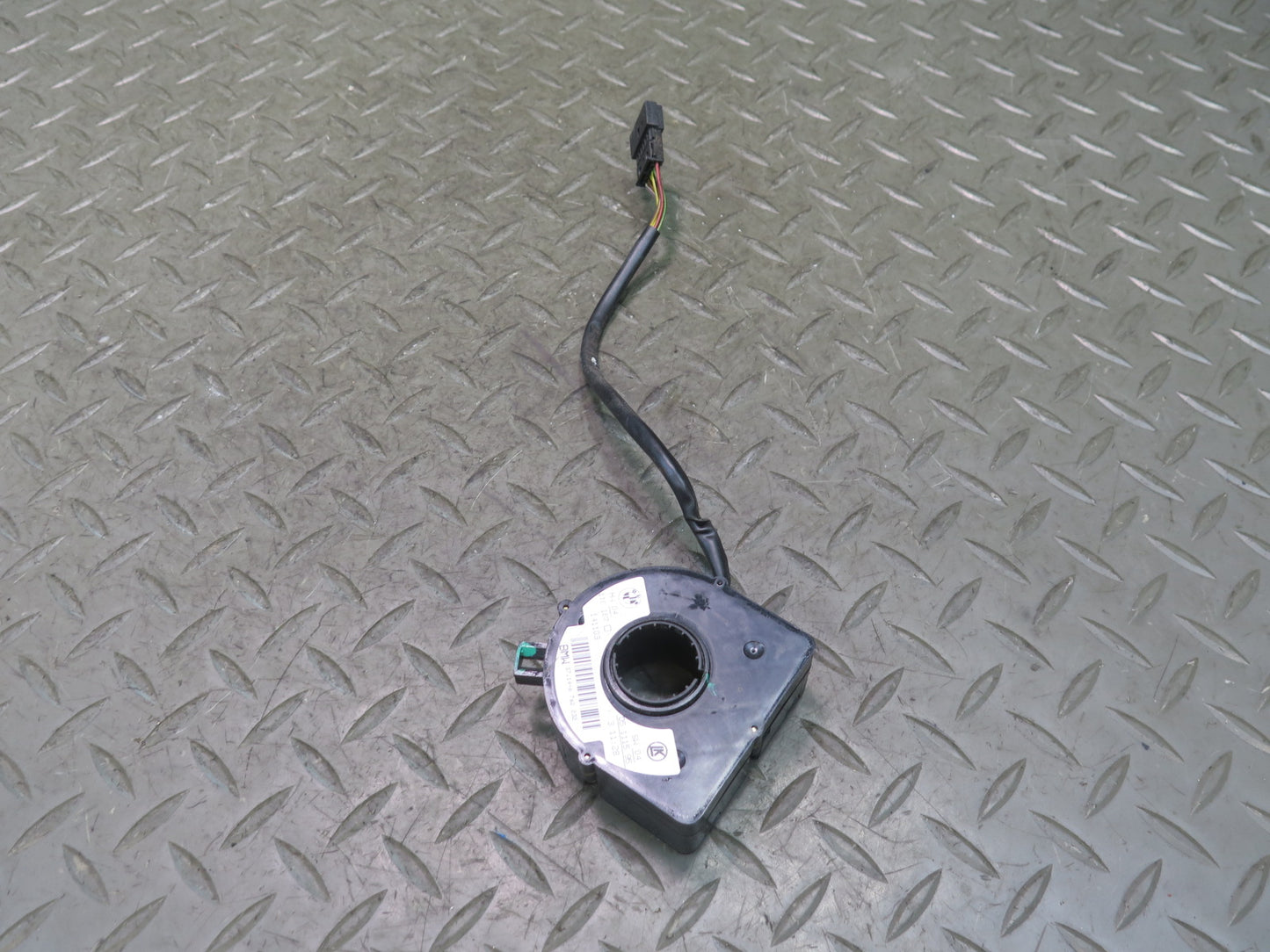 01-06 BMW E46 325Ci 330Ci STEERING COLUMN ANGLE SENSOR 6760232 OEM