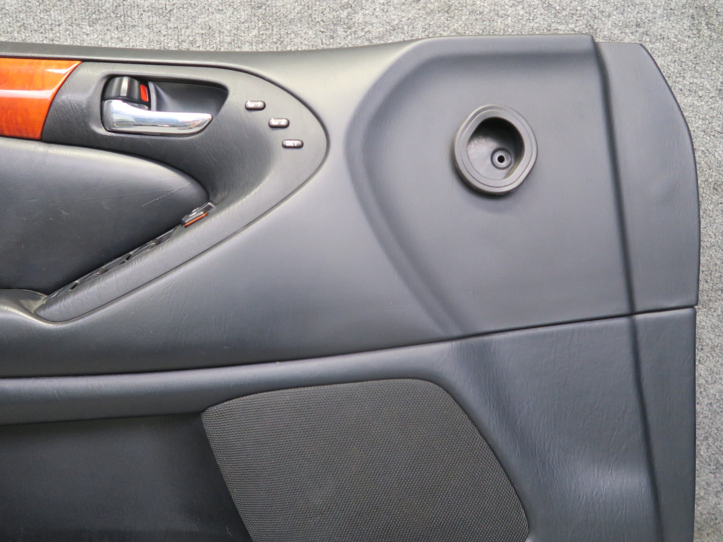 01-02 Lexus JZS160 GS300 GS430 Set of 2 Front Door Interior Trim Cover Panel OEM