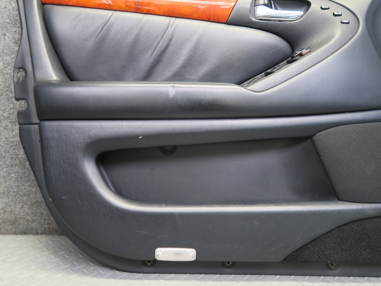 01-02 Lexus JZS160 GS300 GS430 Set of 2 Front Door Interior Trim Cover Panel OEM
