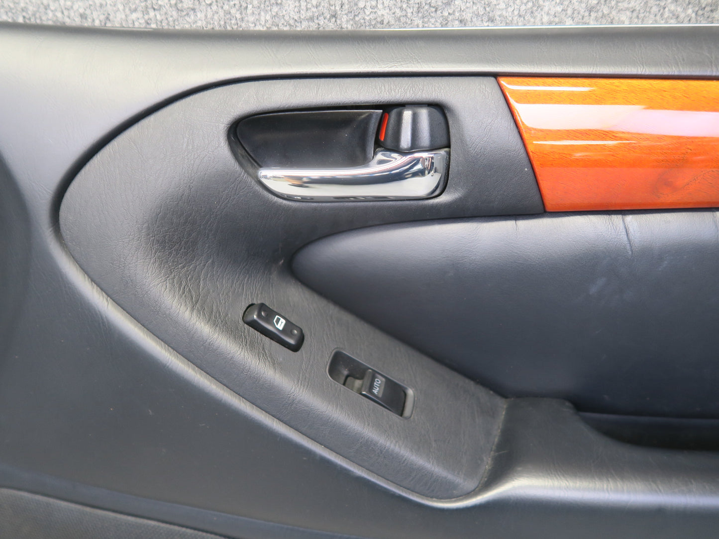 01-02 Lexus JZS160 GS300 GS430 Set of 2 Front Door Interior Trim Cover Panel OEM