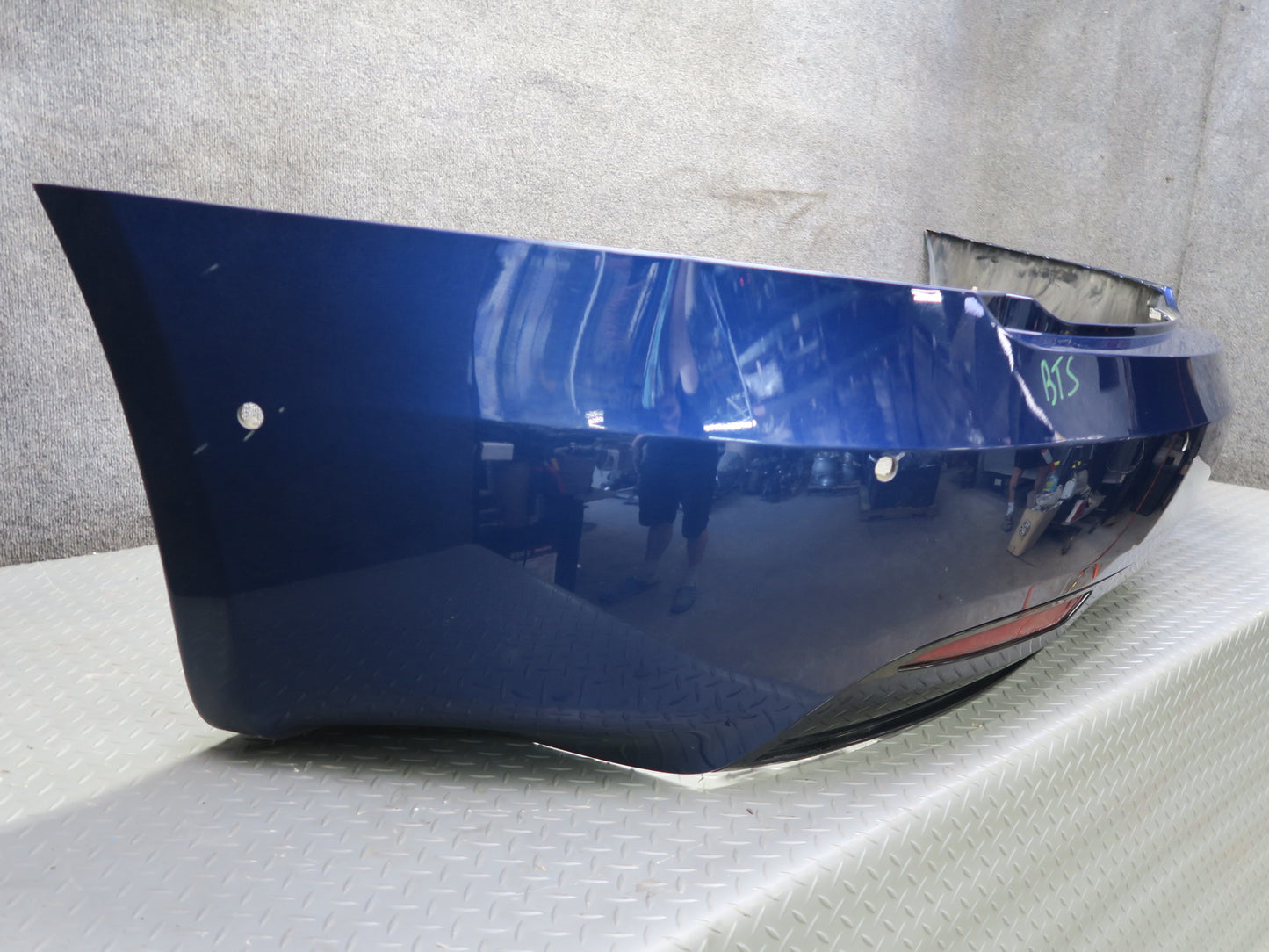 2016-2019 Tesla Model S 75D Rear Bumper Cover W/o PDC Sensors Blue