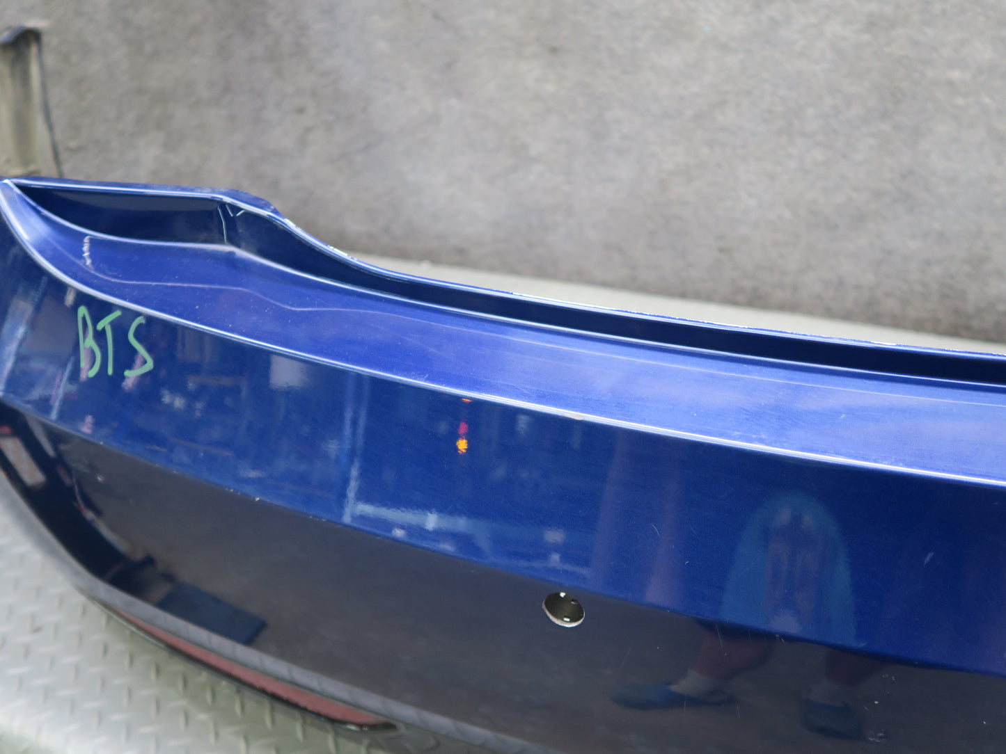 2016-2019 Tesla Model S 75D Rear Bumper Cover W/o PDC Sensors Blue