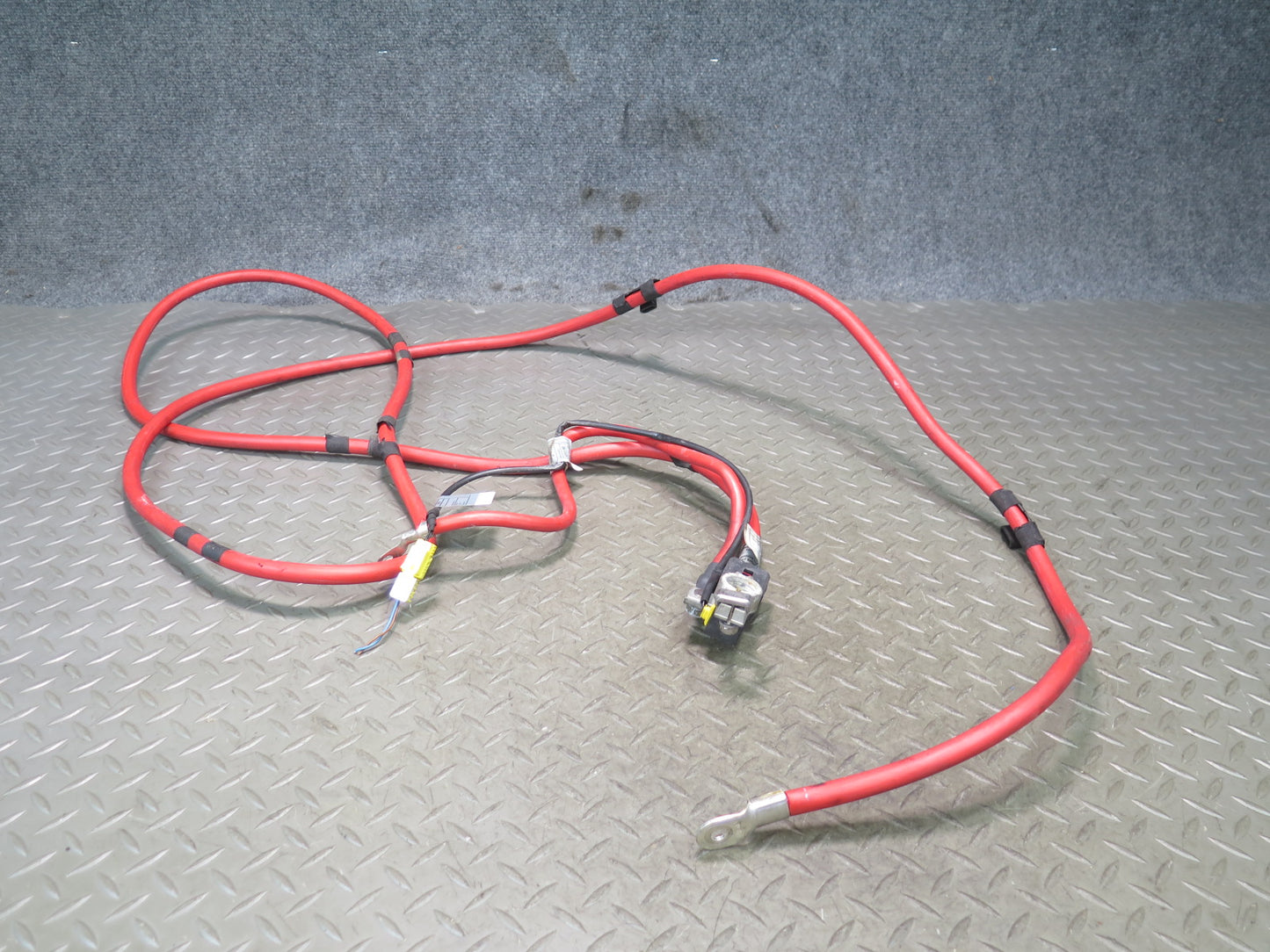 01-06 BMW E46 330ci M54 Convertible Plus Pole Positive Battery Cable OEM