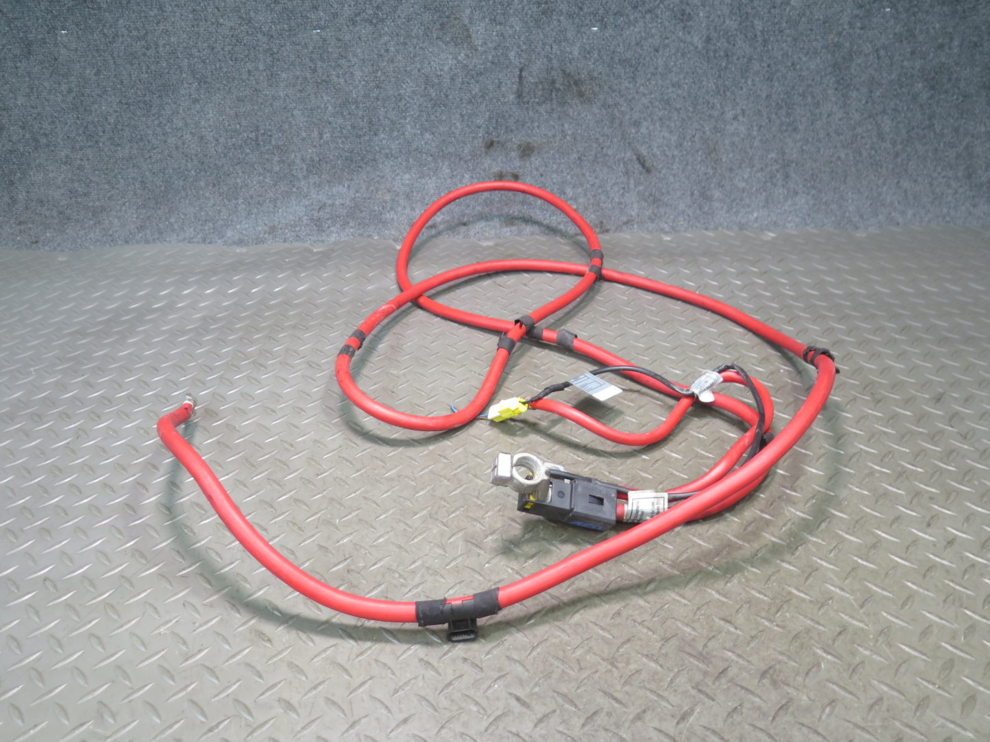 01-06 BMW E46 330ci M54 Convertible Plus Pole Positive Battery Cable OEM