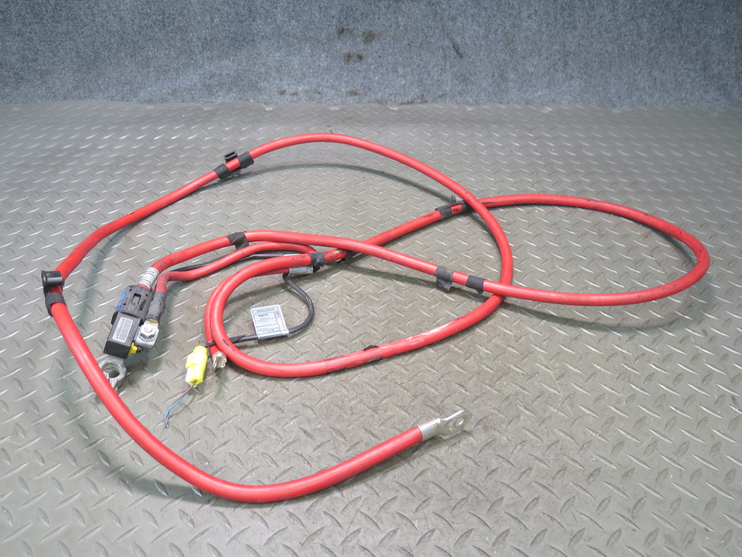 01-06 BMW E46 330ci M54 Convertible Plus Pole Positive Battery Cable OEM