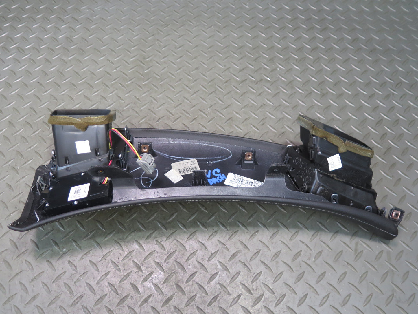 14-19 Chevrolet Corvette C7 Front Right Dash Trim Bezel Panel w Air Vent OEM