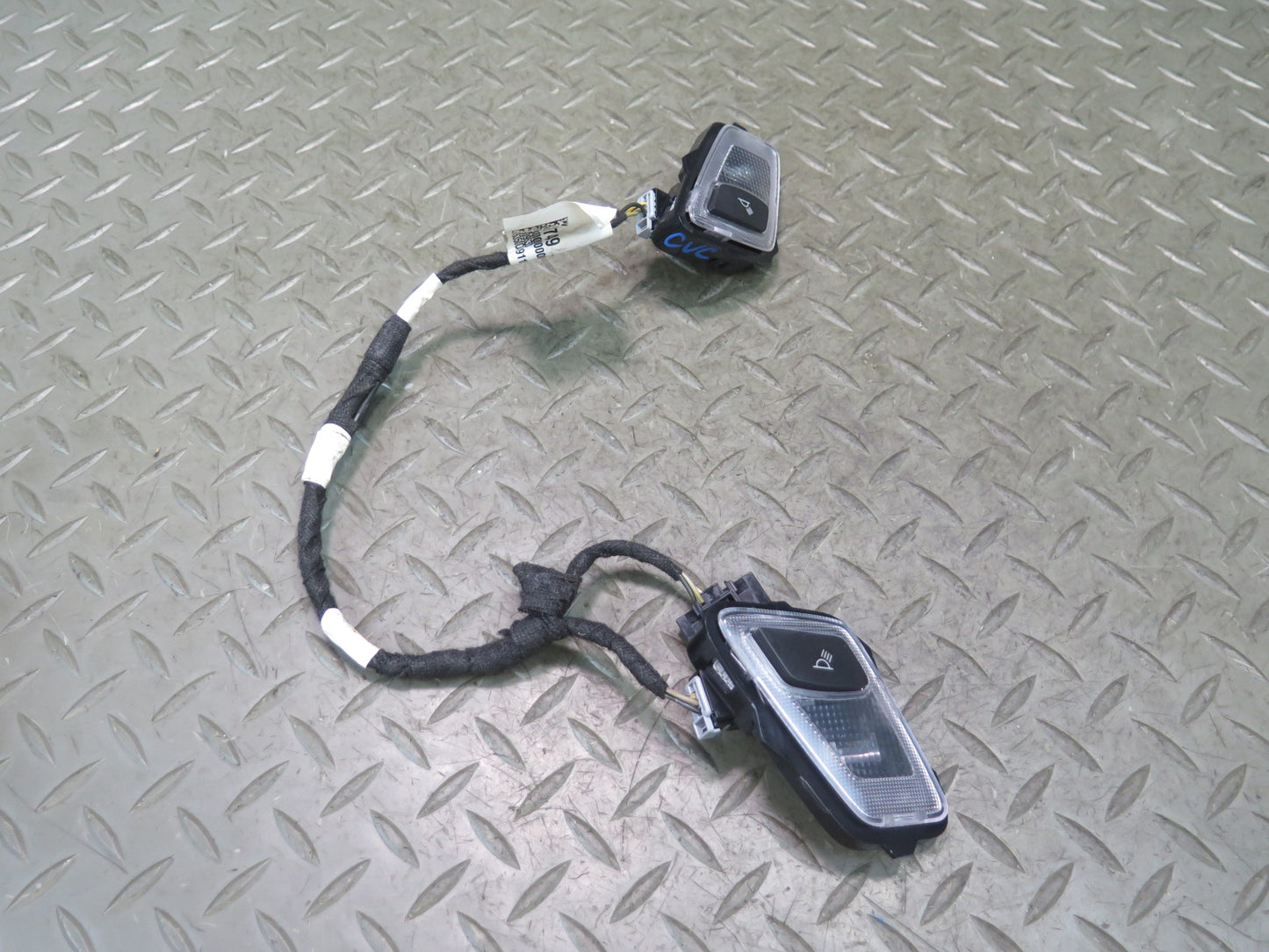 14-19 Chevrolet Corvette C7 Coupe Dome Reading Interior Light Lamp w Wire OEM