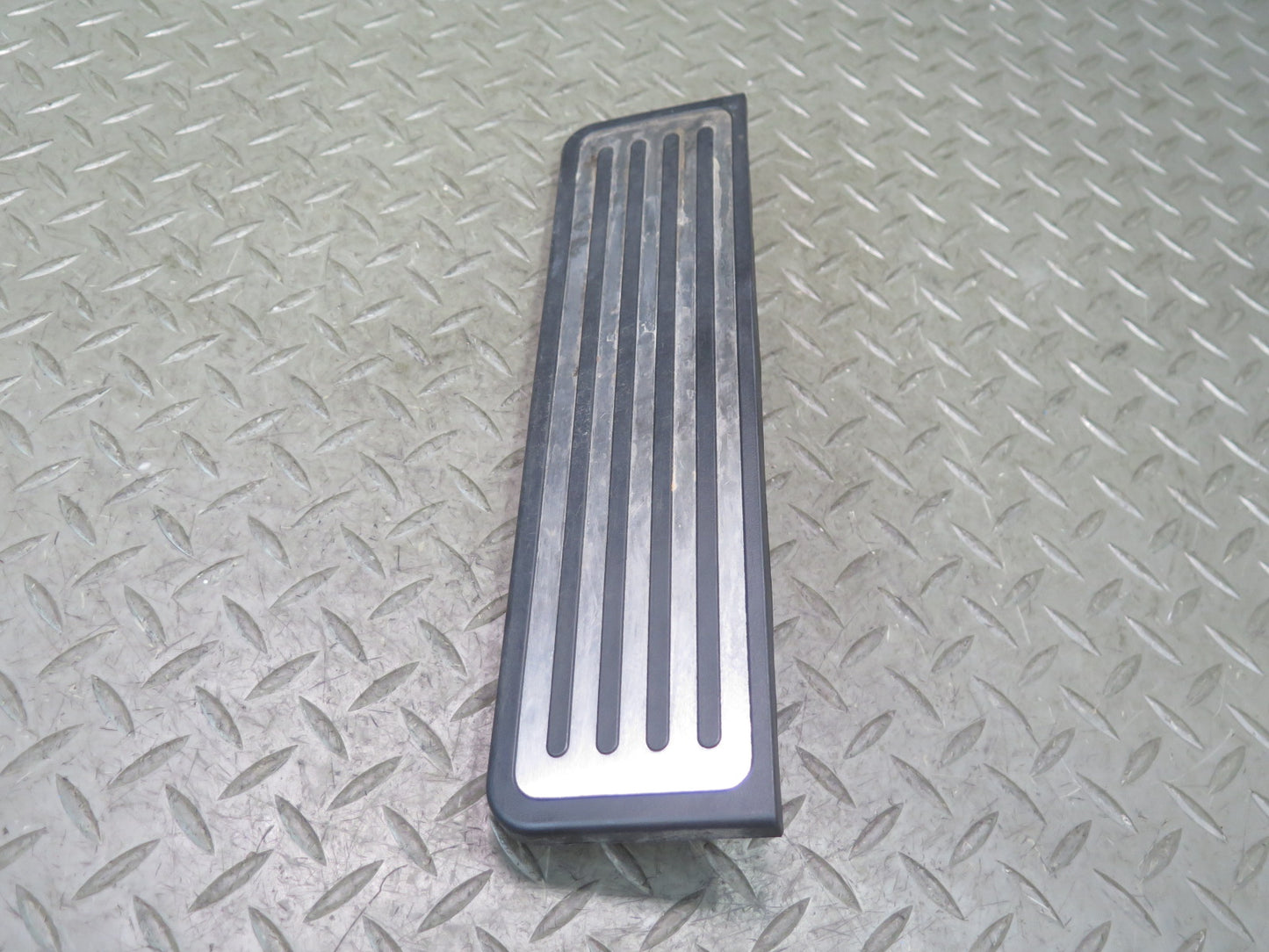 14-19 Chevrolet Corvette C7 Footrest Dead Pedal Pad Panel OEM