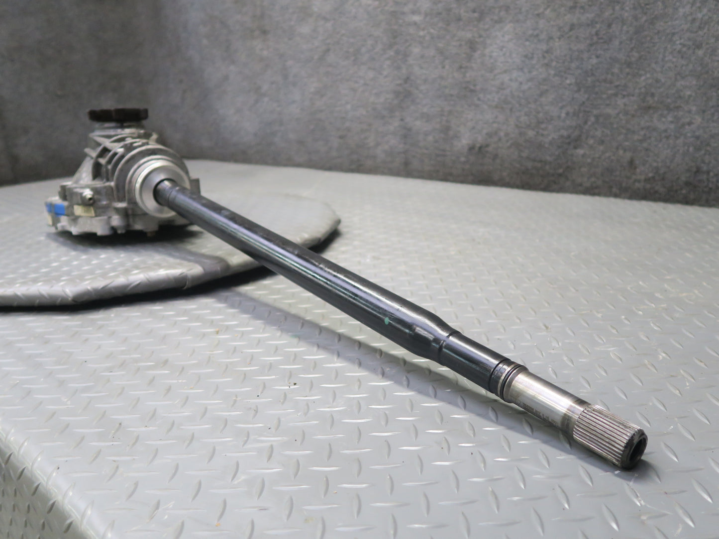 11-16 Porsche Panamera 4 970 3.6L Front Differential Axle Carrier 3.90 Ratio 37k