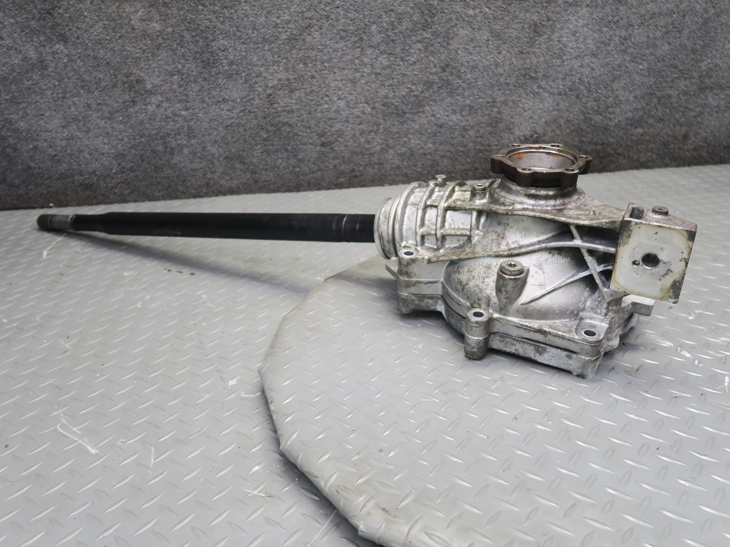 11-16 Porsche Panamera 4 970 3.6L Front Differential Axle Carrier 3.90 Ratio 37k