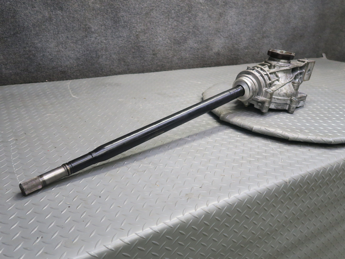 11-16 Porsche Panamera 4 970 3.6L Front Differential Axle Carrier 3.90 Ratio 37k