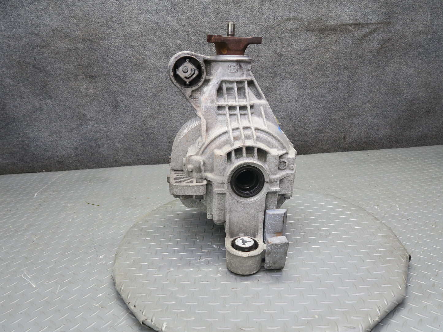 11-16 Porsche Panamera 4 970 3.6L Rear Differential Axle Carrier 3.90 Ratio 37k