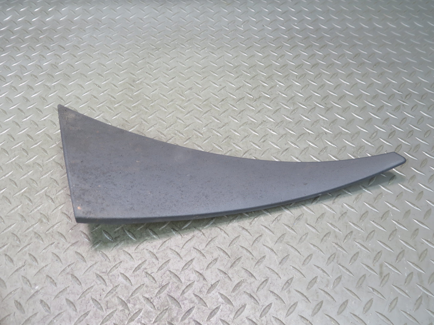 14-19 Chevrolet Corvette C7 Set of 2 Front Wheel Arch  Fender Liner Molding OEM