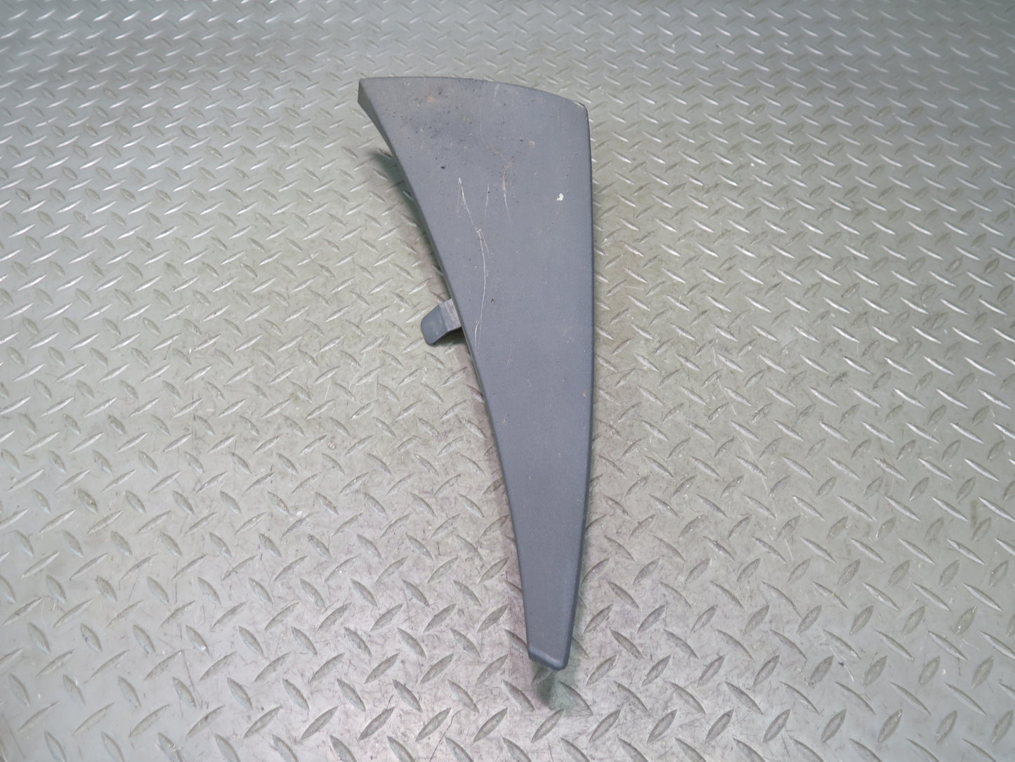 14-19 Chevrolet Corvette C7 Set of 2 Front Wheel Arch  Fender Liner Molding OEM