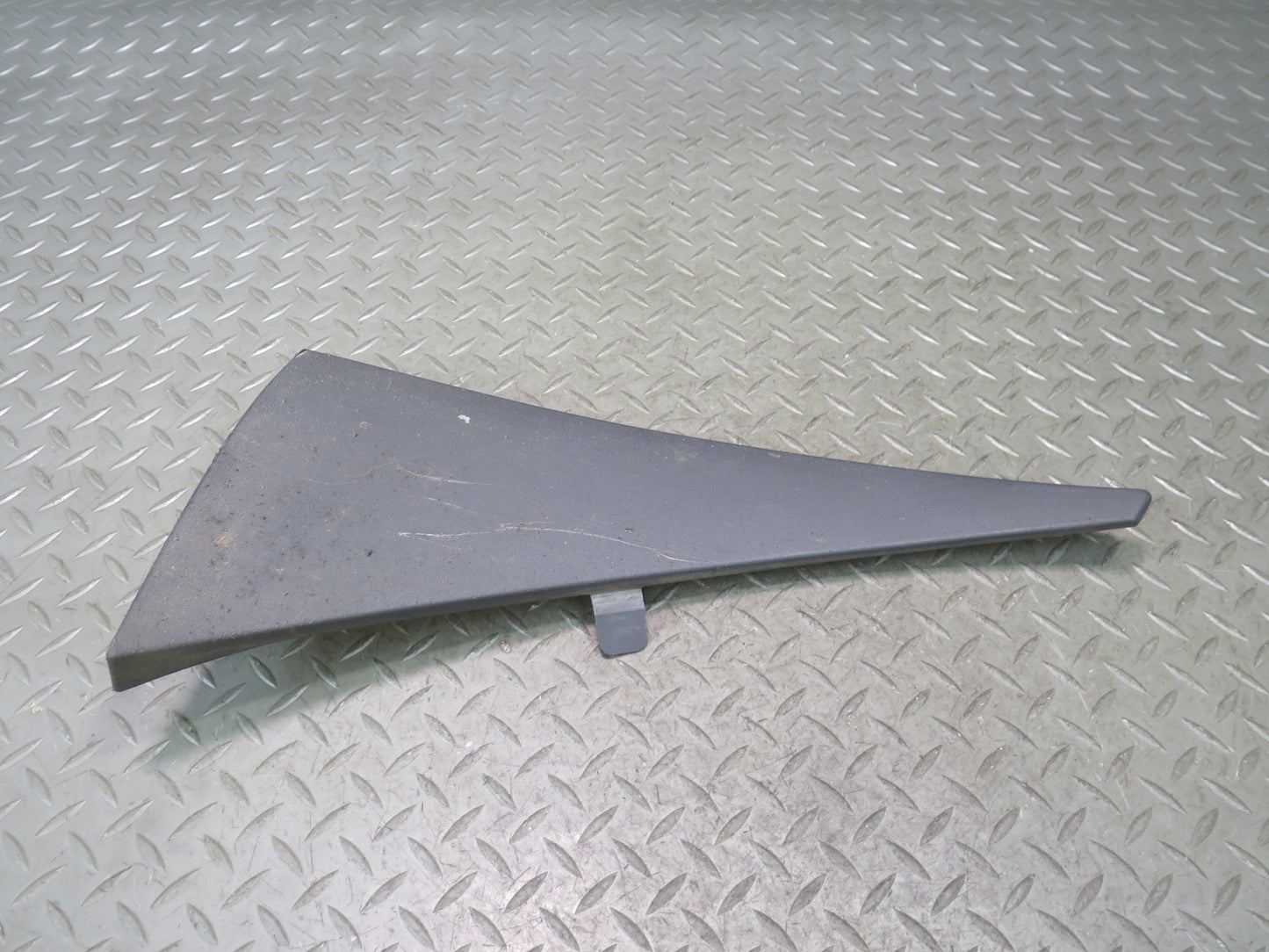 14-19 Chevrolet Corvette C7 Set of 2 Front Wheel Arch  Fender Liner Molding OEM