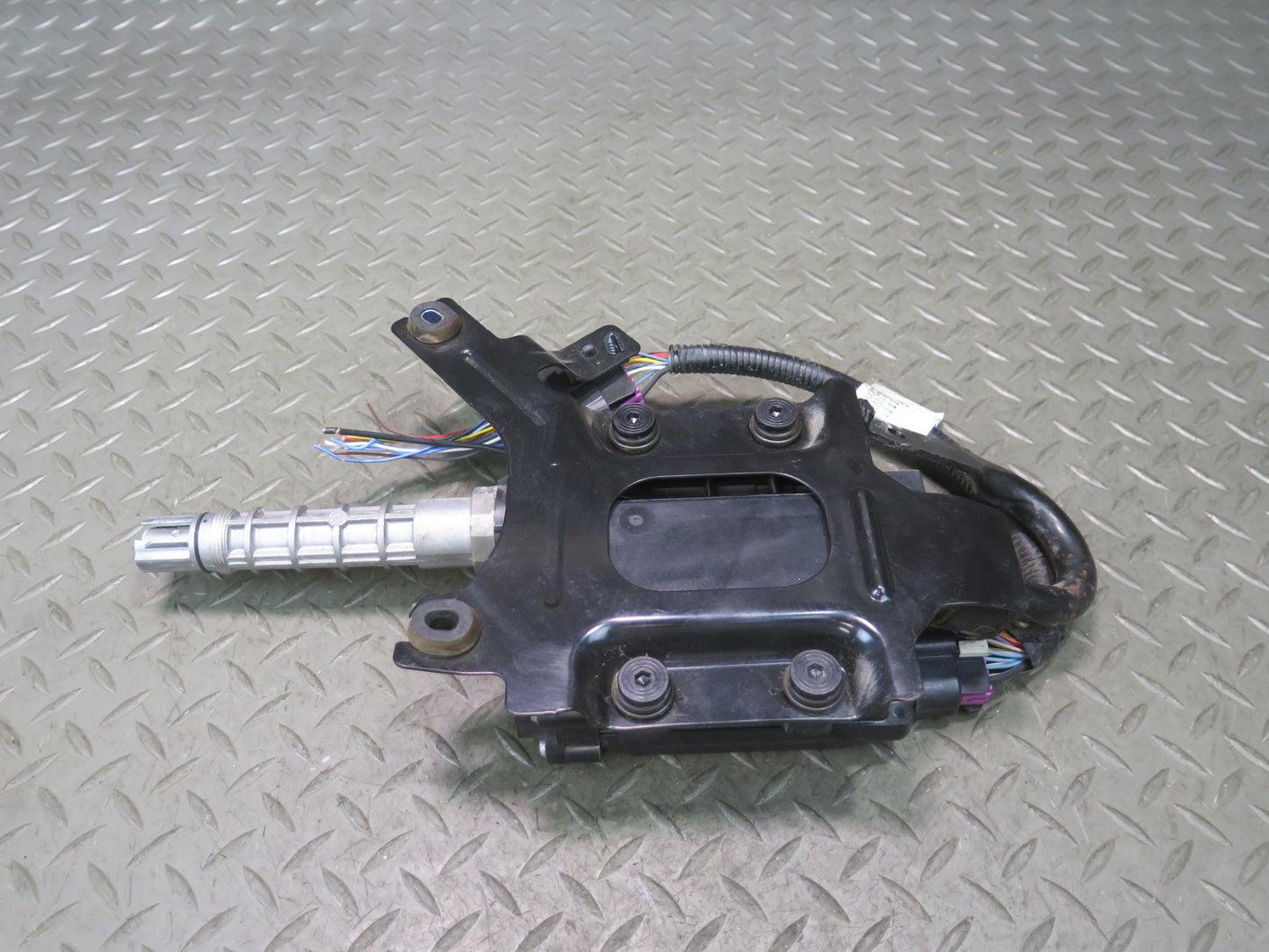 14-19 Chevrolet Corvette C7 Emergency Parking Brake Actuator Motor 84073243 OEM
