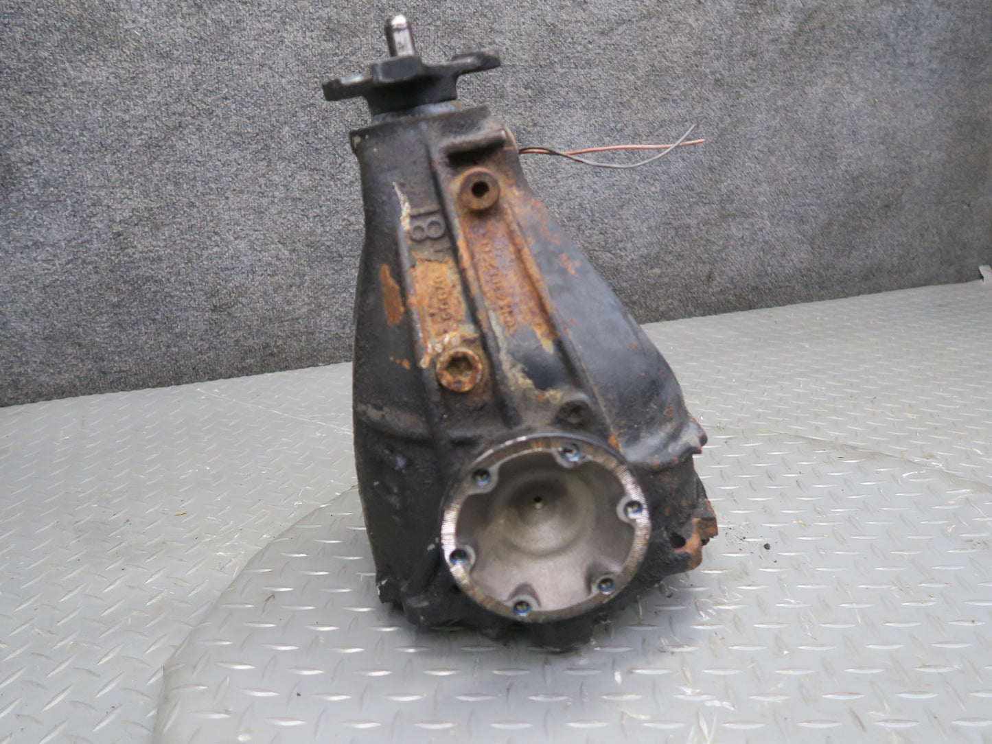 1990 Mercedes W124 300E RWD A/T Rear Axle Differential 2.87 Ratio 142k Miles OEM