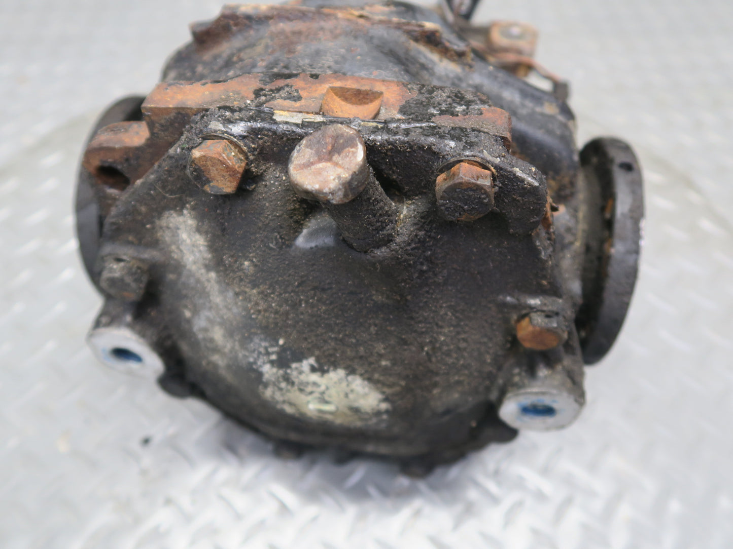 1990 Mercedes W124 300E RWD A/T Rear Axle Differential 2.87 Ratio 142k Miles OEM