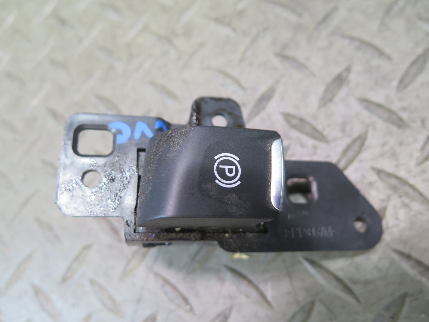 14-19 Chevrolet Corvette C7 Electronic Parking Brake Button Switch 22774049