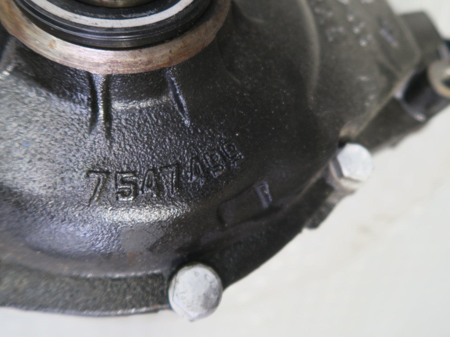 02-06 BMW E53 X5 4.6is 4.8is AT Front Axle Differential Carrier 3:91 Ratio OEM