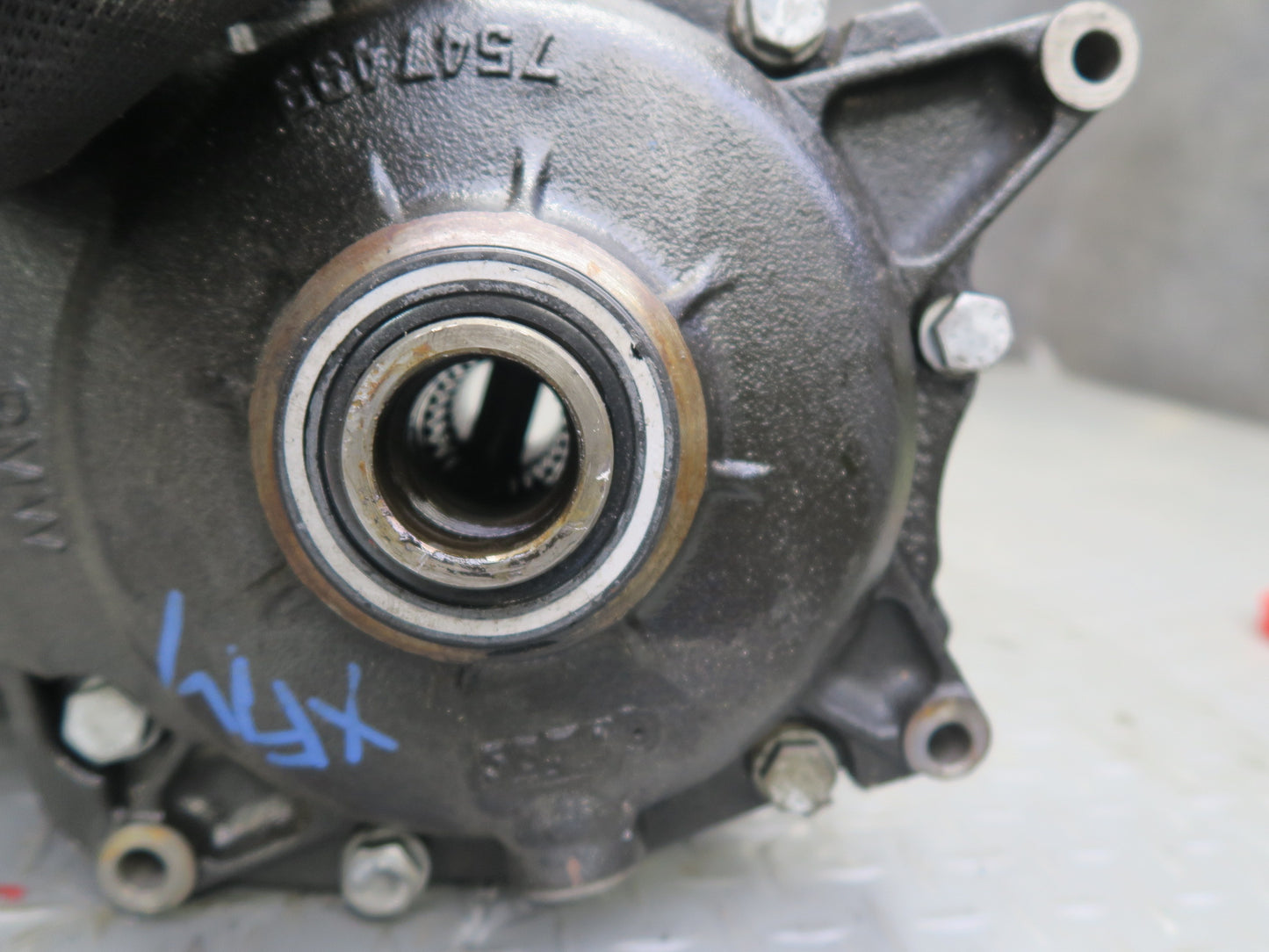 02-06 BMW E53 X5 4.6is 4.8is AT Front Axle Differential Carrier 3:91 Ratio OEM