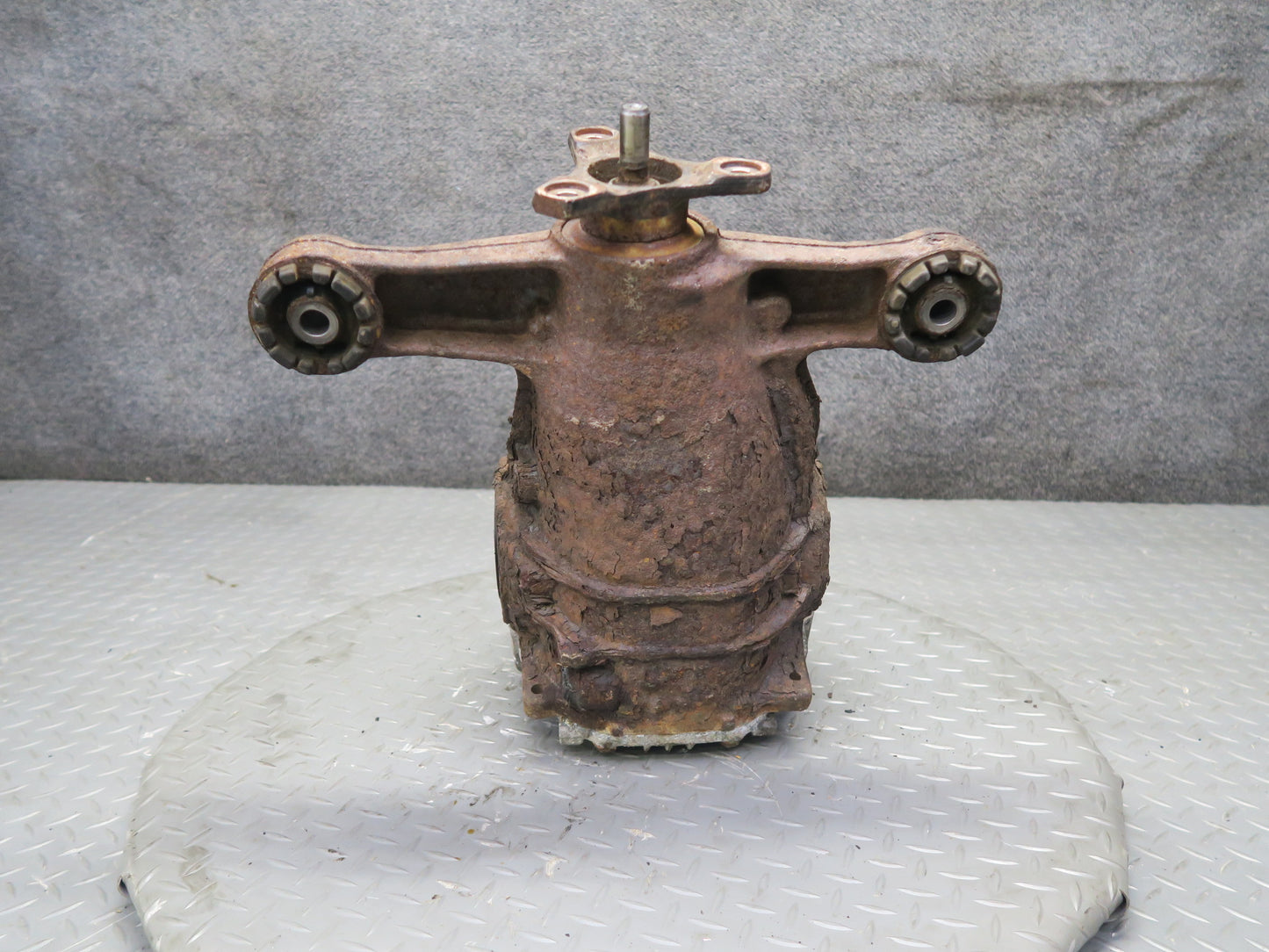 04-06 Lexus UCF30L LS430 RWD Rear Differential Carrier 3.769 Ratio OEM