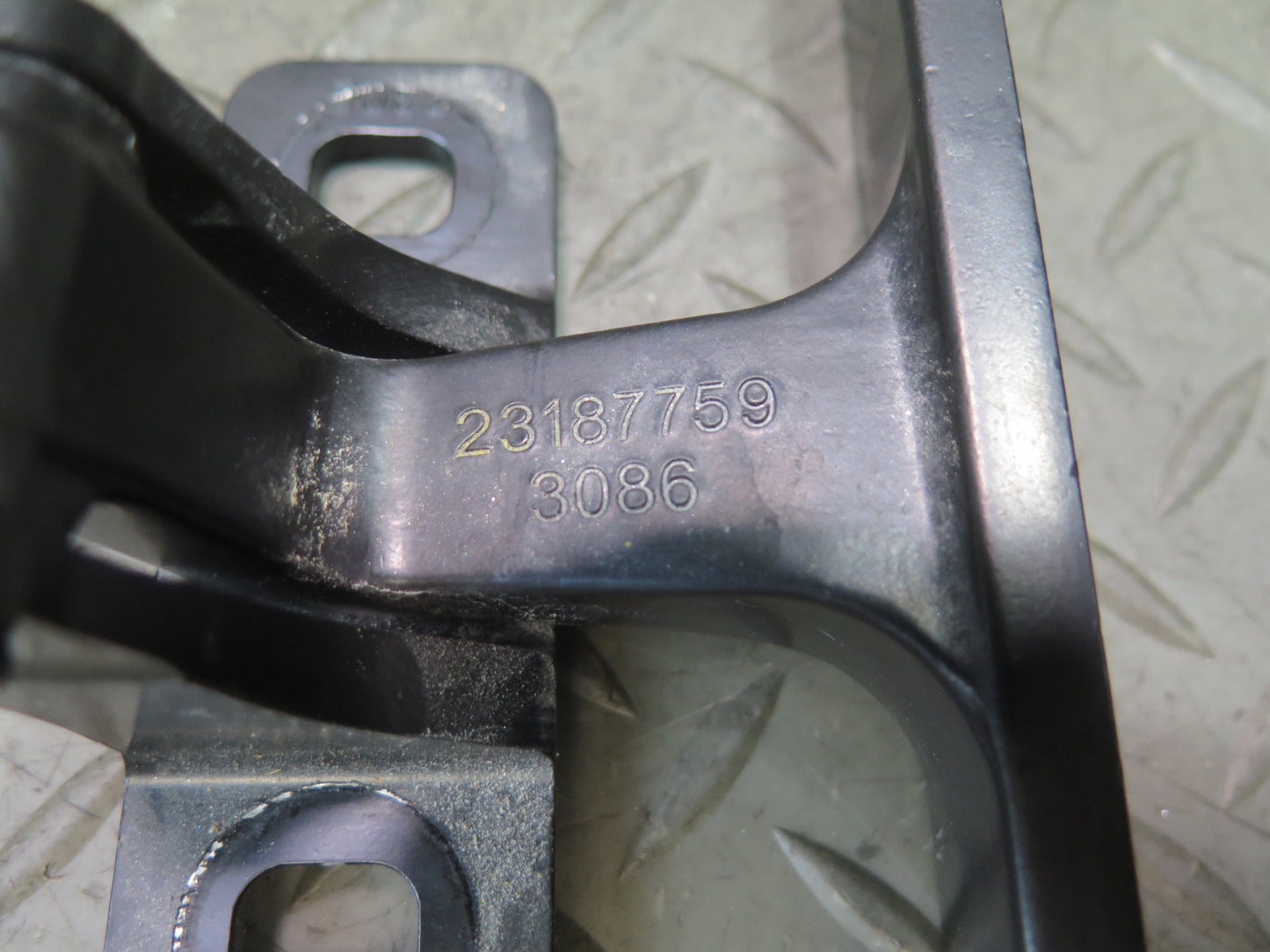 14-19 Chevrolet Corvette C7 Set of 2 Rear Left & Right Liftgate Hinge OEM