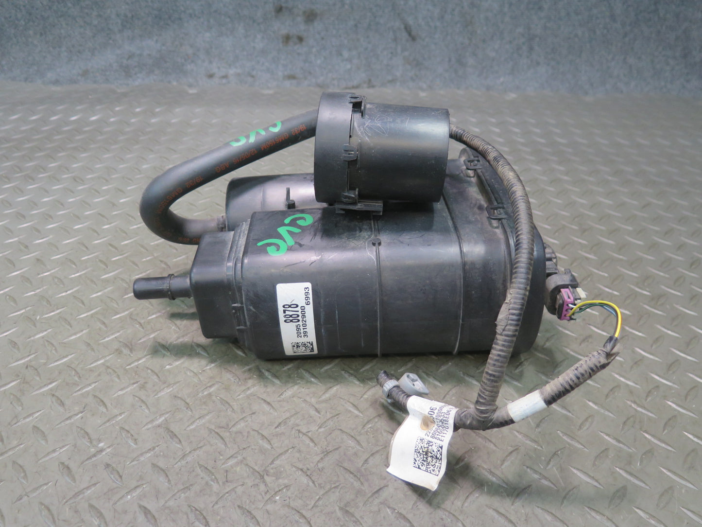 14-19 Chevrolet Corvette C7 Fuel Evap Vapor Charcoal Canister 20958878 OEM