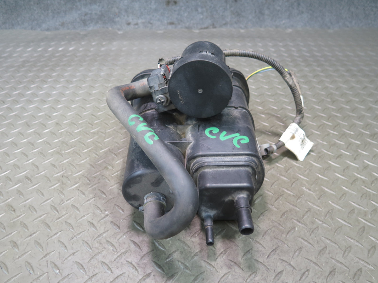 14-19 Chevrolet Corvette C7 Fuel Evap Vapor Charcoal Canister 20958878 OEM