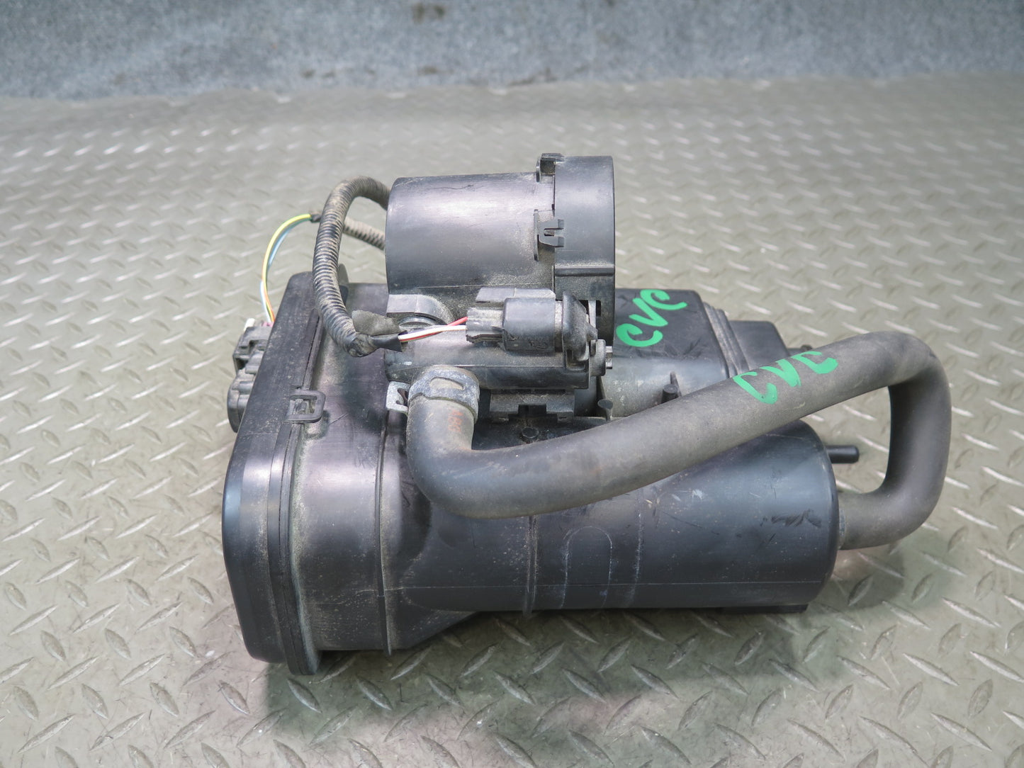14-19 Chevrolet Corvette C7 Fuel Evap Vapor Charcoal Canister 20958878 OEM