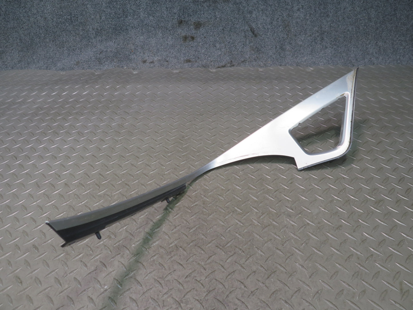 14-19 Chevrolet Corvette C7 Dash Center Trim Bezel Cover Panel 22809877 OEM