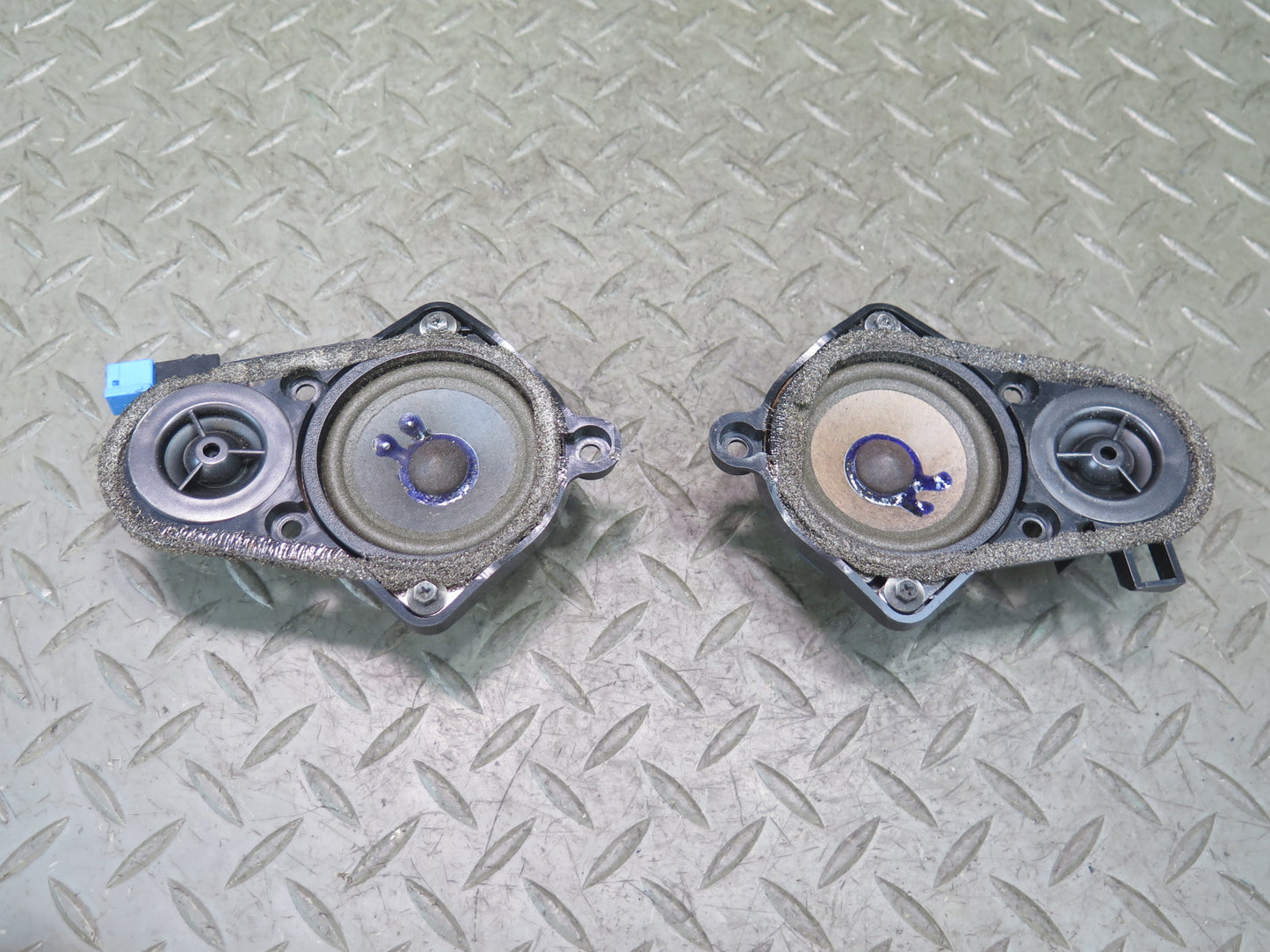 01-06 BMW E46 330ci Convertible Set of 7 Harman Kardon Tweeter Speaker OEM