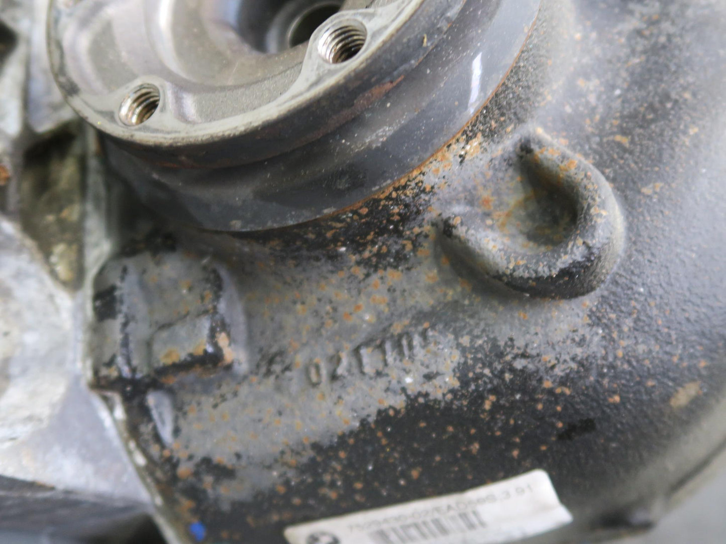 04-06 BMW E53 X5 4.8is Rear Axle Differential Carrier 3:91 Ratio 7529430 OEM