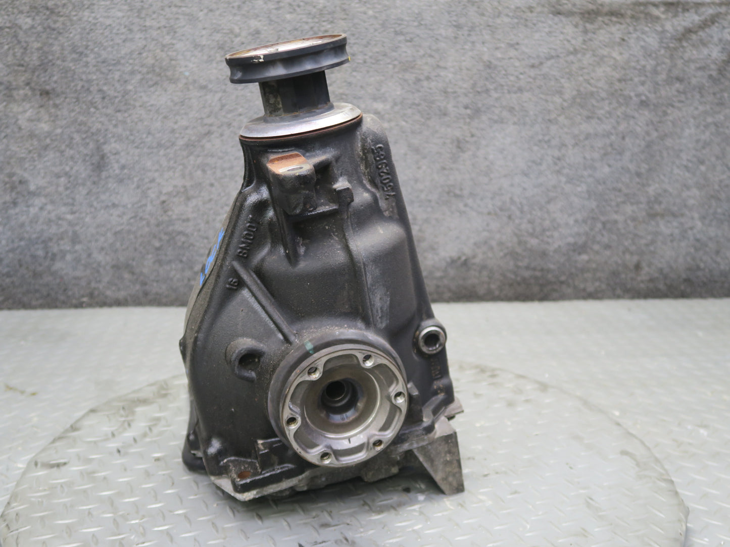 04-06 BMW E53 X5 4.8is Rear Axle Differential Carrier 3:91 Ratio 7529430 OEM