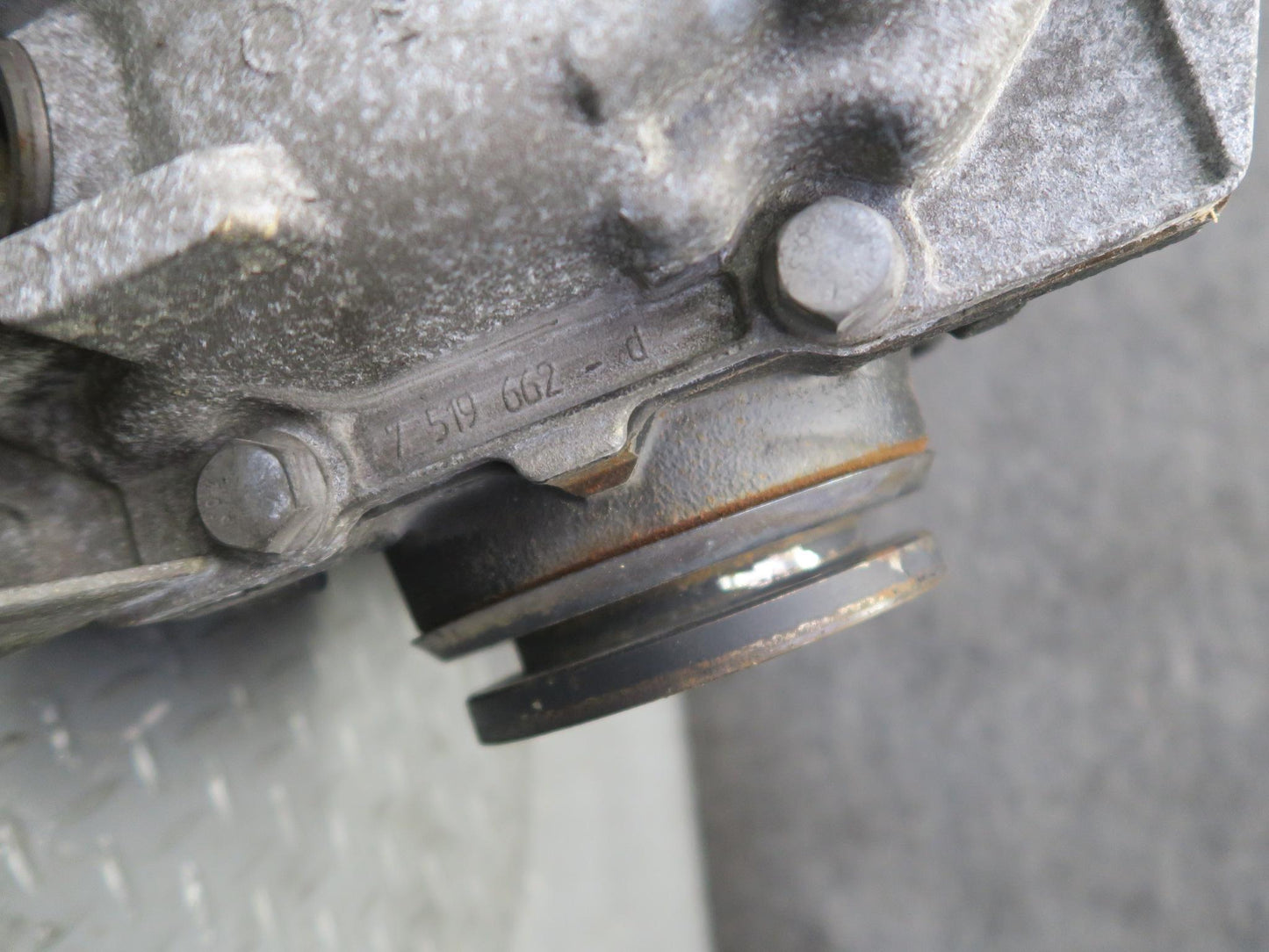 04-06 BMW E53 X5 4.8is Rear Axle Differential Carrier 3:91 Ratio 7529430 OEM