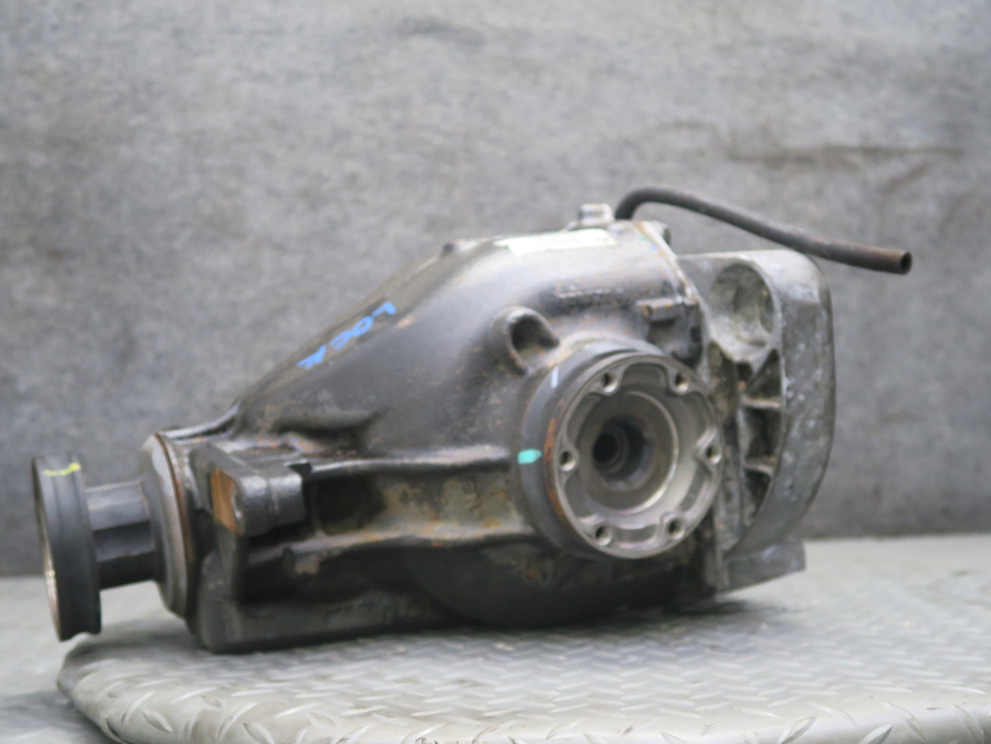 04-06 BMW E53 X5 4.8is Rear Axle Differential Carrier 3:91 Ratio 7529430 OEM