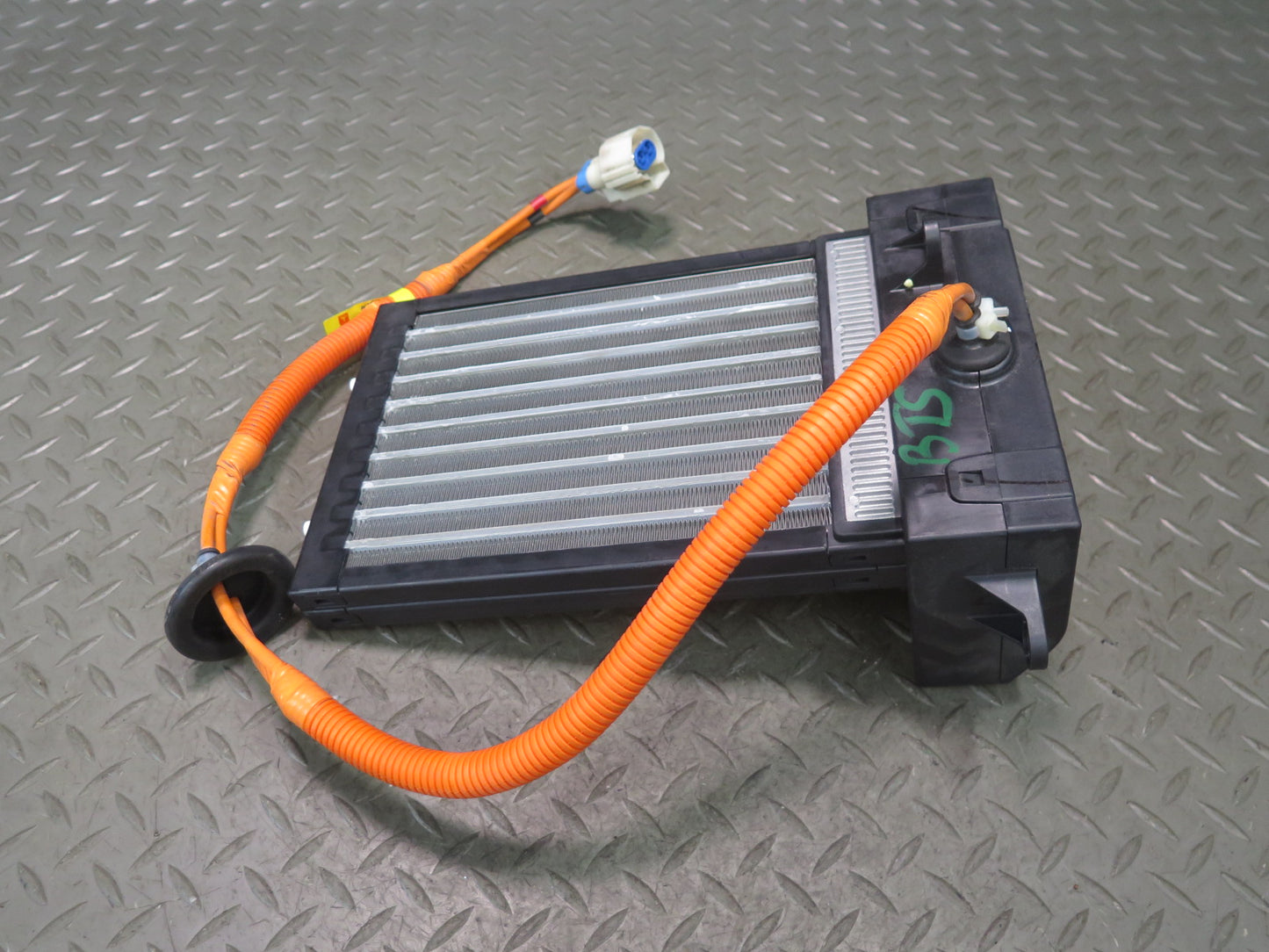 2016-2019 Tesla Model S 75D Hvac Electric Air Heater Core Unit
