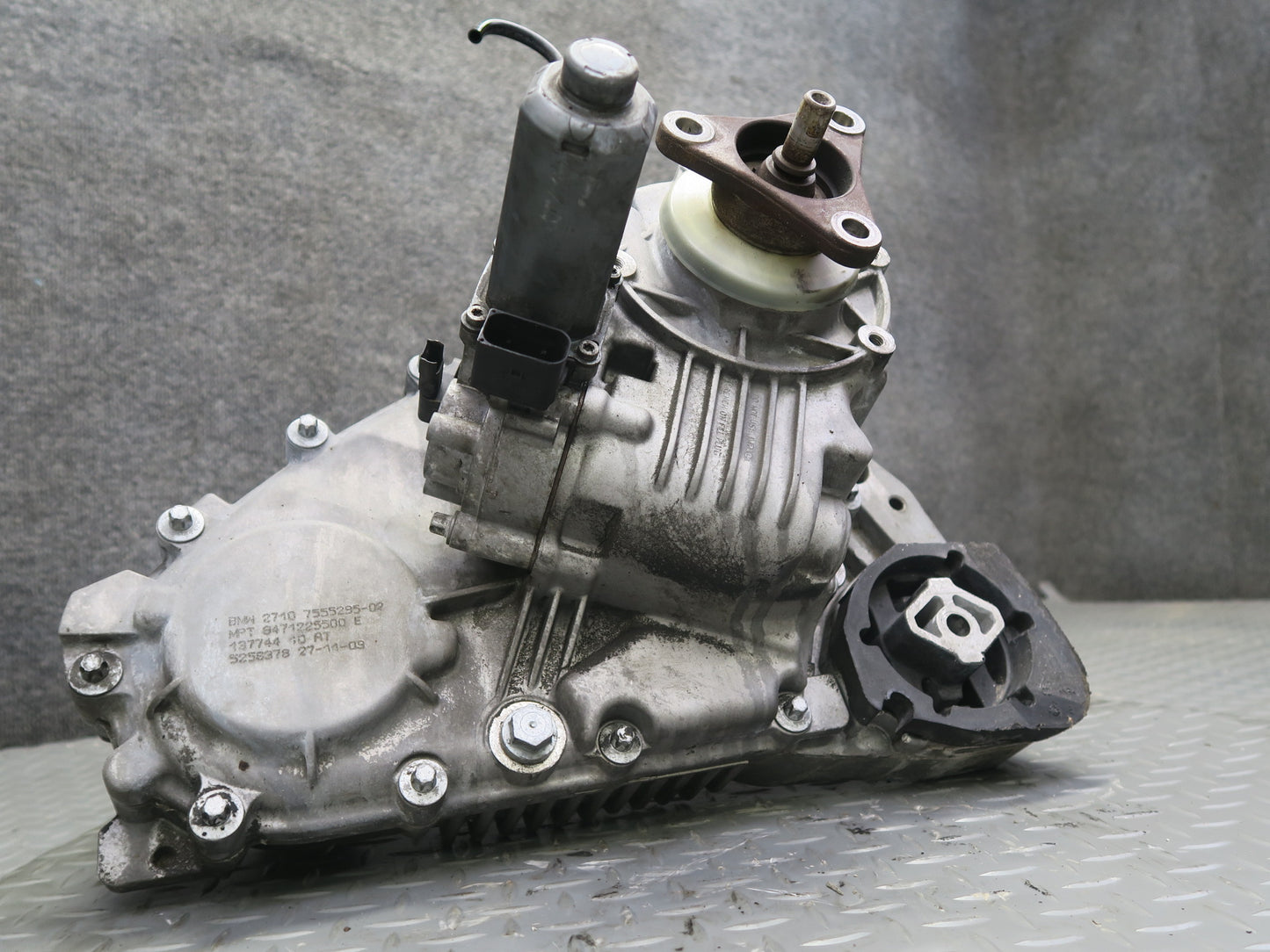 04-06 BMW E53 X5 AWD ATC500 Transfer Case Box Motor Assembly 7555295 OEM