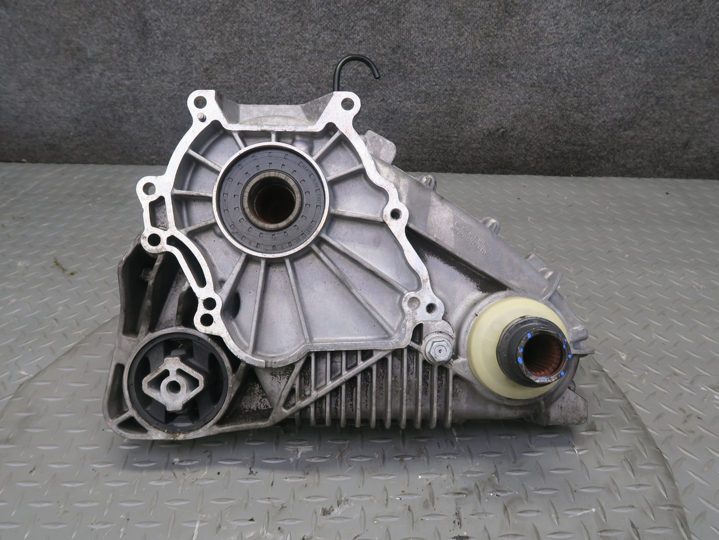 04-06 BMW E53 X5 AWD ATC500 Transfer Case Box Motor Assembly 7555295 OEM