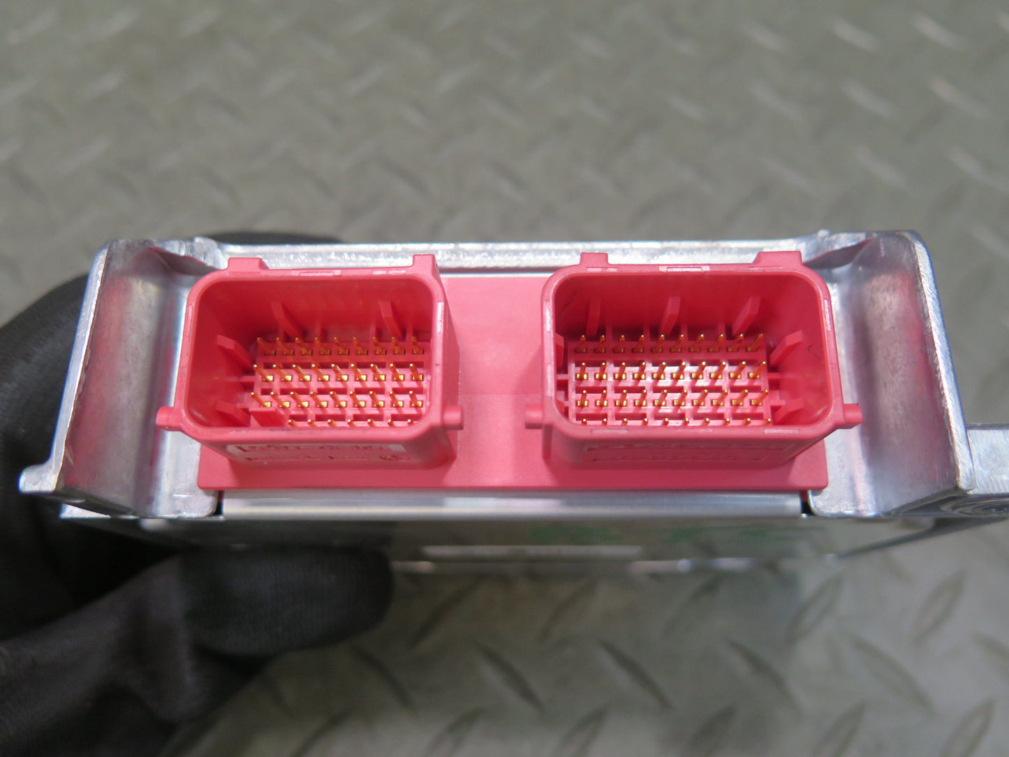16-19 TESLA MODEL S 75D PASSIVE RESTRAINT DIAGNOSTIC COMPUTER SRS MODULE OEM