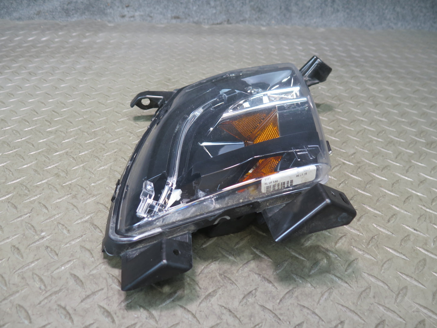 2016-2019 Tesla Model S 75D Front Left Driver Side Fog Light Lamp
