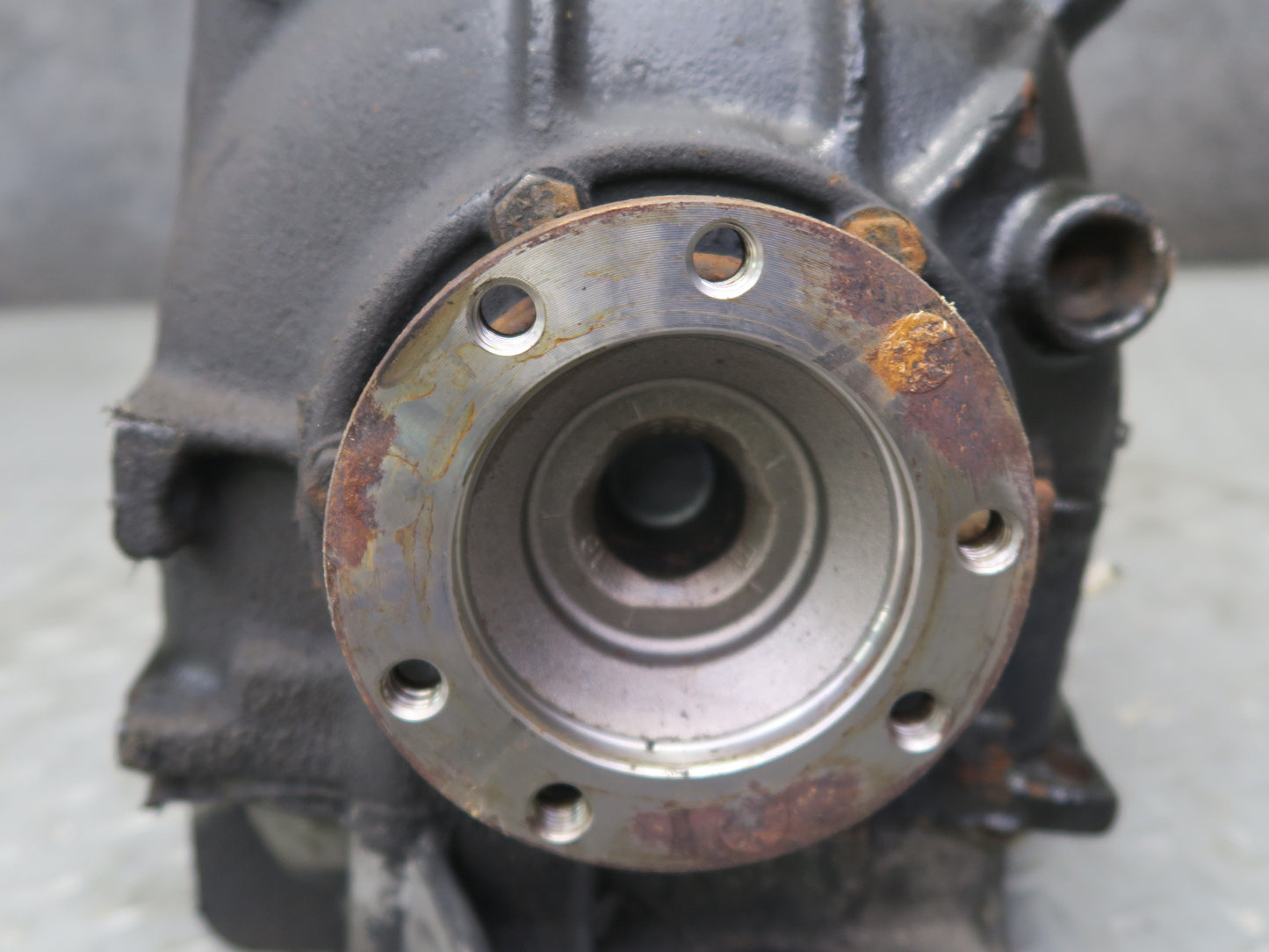 01-02 BMW E36/7 Z3 3.0L M54 A/T Rear Differential Carrier LSD 3.46 Ratio OEM