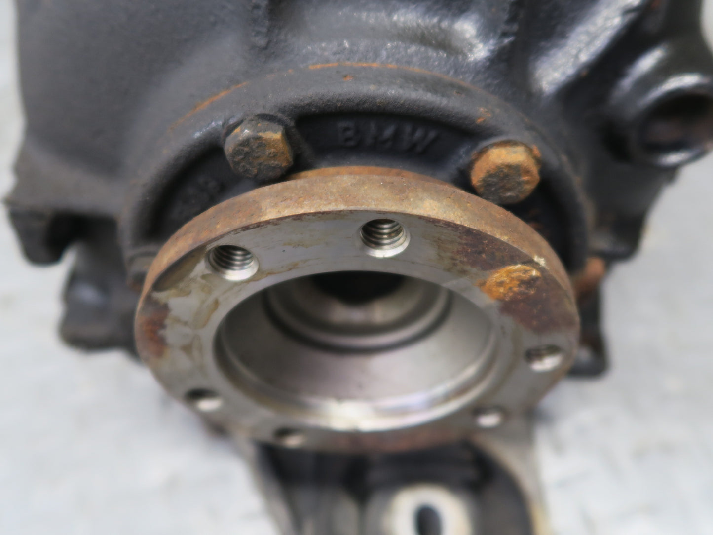 01-02 BMW E36/7 Z3 3.0L M54 A/T Rear Differential Carrier LSD 3.46 Ratio OEM